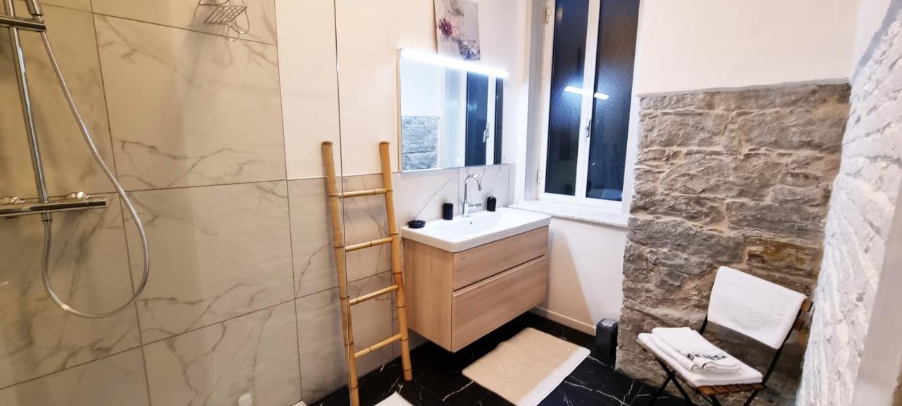 Casa Bianca - 2 Bedroom Design Apartment 的里雅斯特 外观 照片